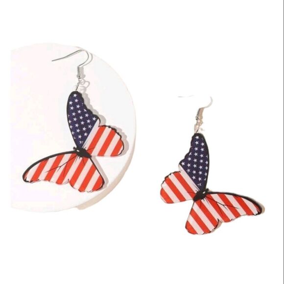 New WOODEN PATRIOTIC BUTTERFLY EARRINGS USA fun whimsical kawaii July 4th - Picture 3 of 6